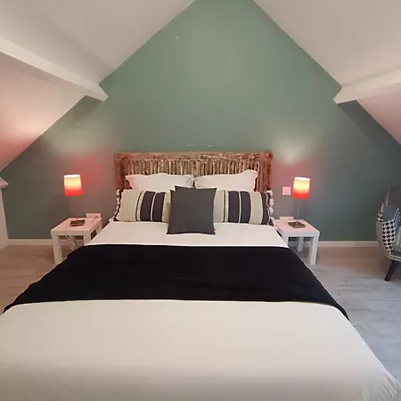 Maison Rénovée 4 Ch. Avec Jardin, à 700m De La Et Proches Commerces - St Brevin Les Pins - Fr-1-364-152 *