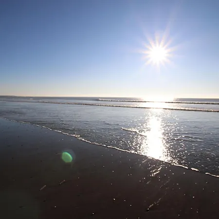 Maison Rénovée 4 Ch. Avec Jardin, à 700m De La Et Proches Commerces - St Brevin Les Pins - Fr-1-364-152 * Saint-Brevin-les-Pins